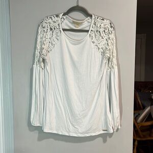 ⭐️6 for $35- Mix and Match⭐️ Michael Michael Kors Lace Sleeve Top